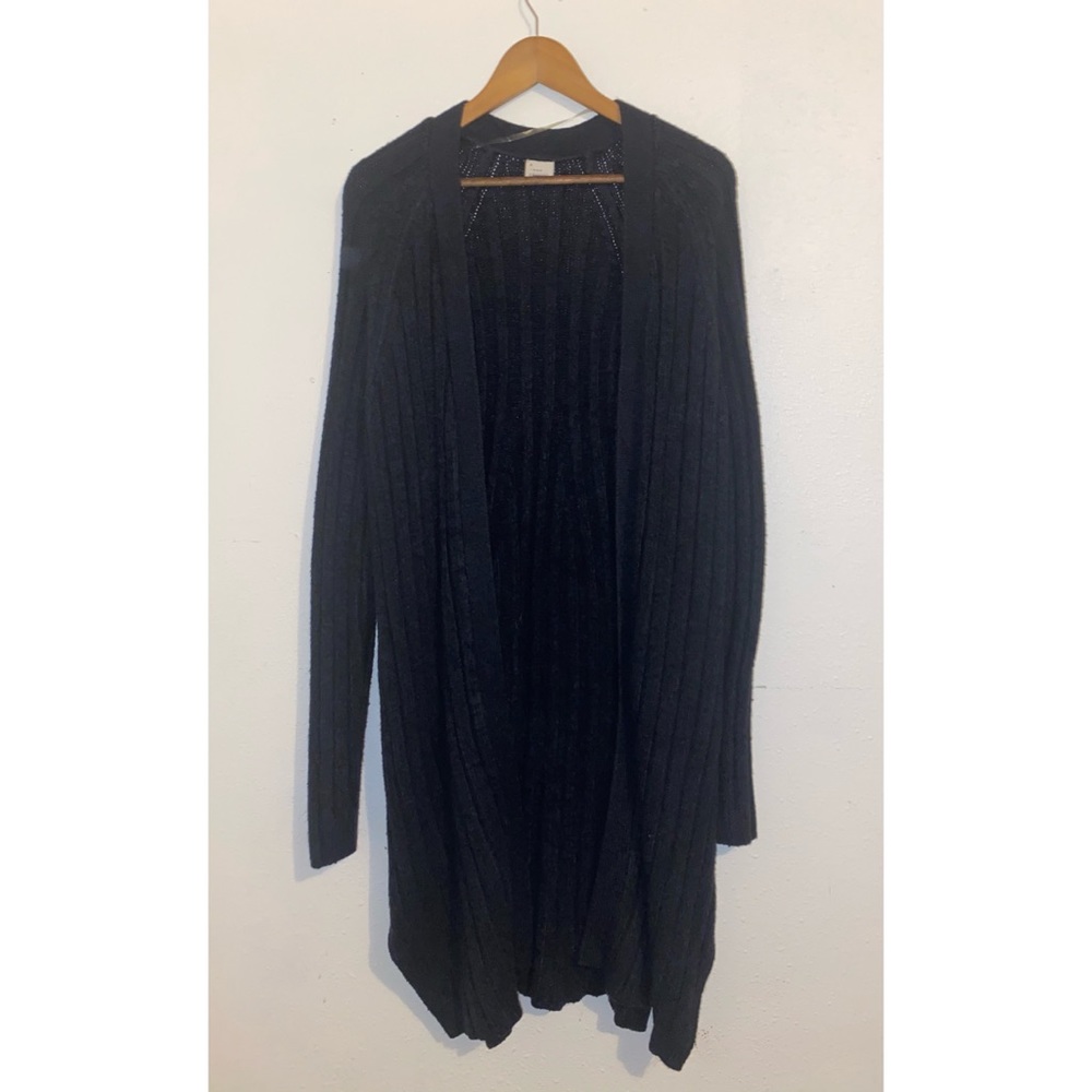 KNIT CARDIGAN